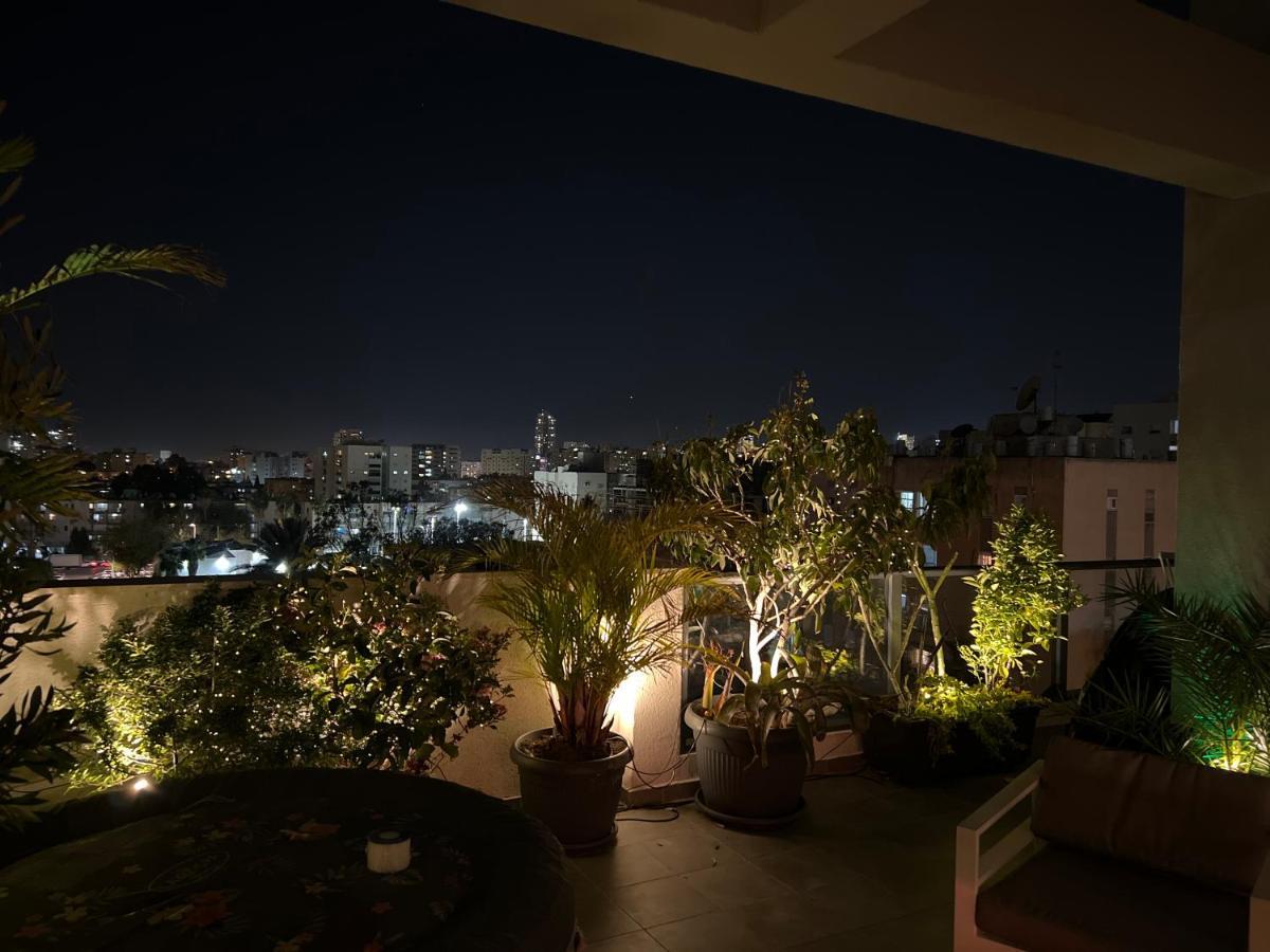 Suite And Room In A Breathtaking New Designed Penthouse In Se Tlv Tel Aviv Eksteriør billede